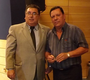 O Superintendente Regional do Trabalho do Rio Grande do Sul, Claudio Correa, e o presidente do SEAACOM, José Providel, durante o seminário.