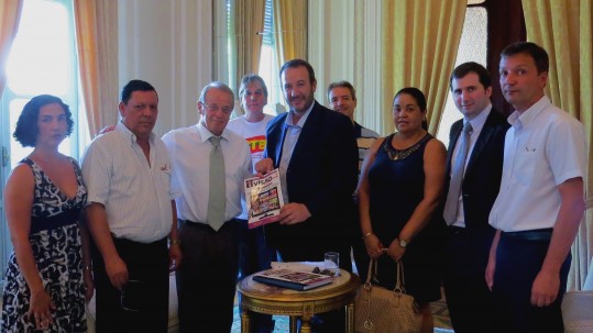 O presidente do SEAACOM, José Providel, participou da reunião com o Governador do Estado